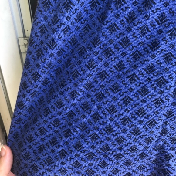 Women’s Mock-neck patterned 3/4 sleeve shirt - Picture 2 of 5